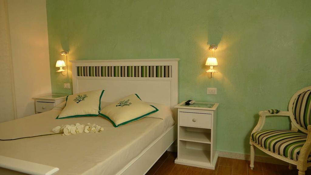 Bed & Breakfast Venezia Марина-ді-Каррара Номер фото