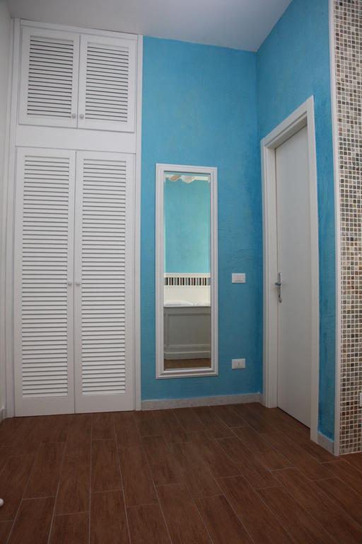 Bed & Breakfast Venezia Марина-ді-Каррара Номер фото