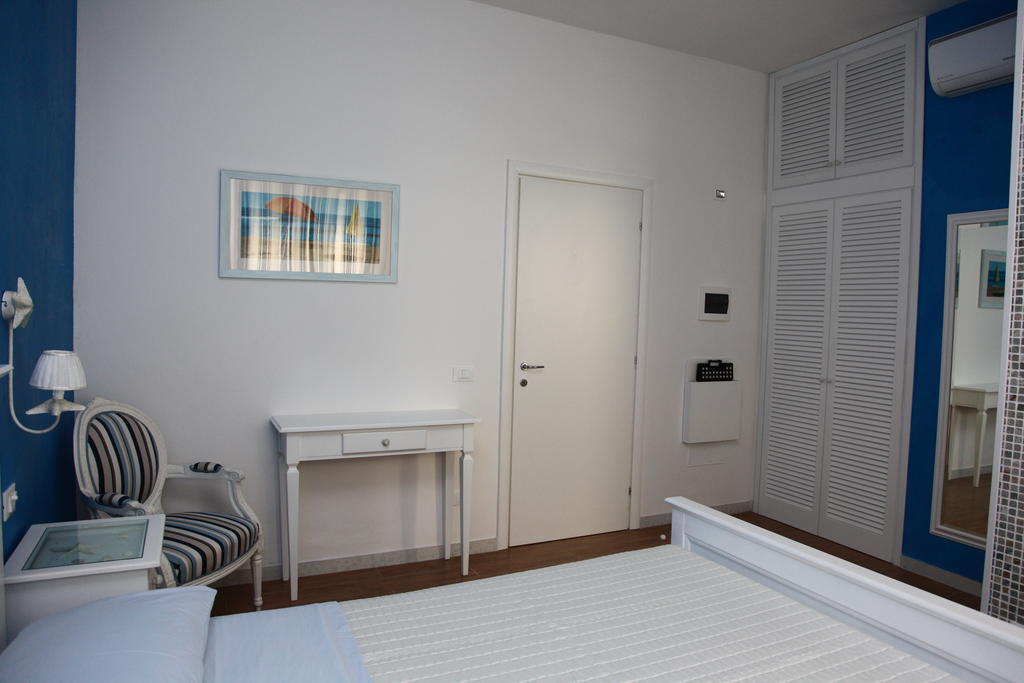 Bed & Breakfast Venezia Марина-ді-Каррара Екстер'єр фото