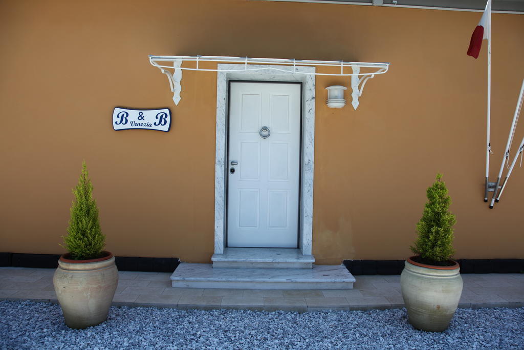 Bed & Breakfast Venezia Марина-ді-Каррара Екстер'єр фото