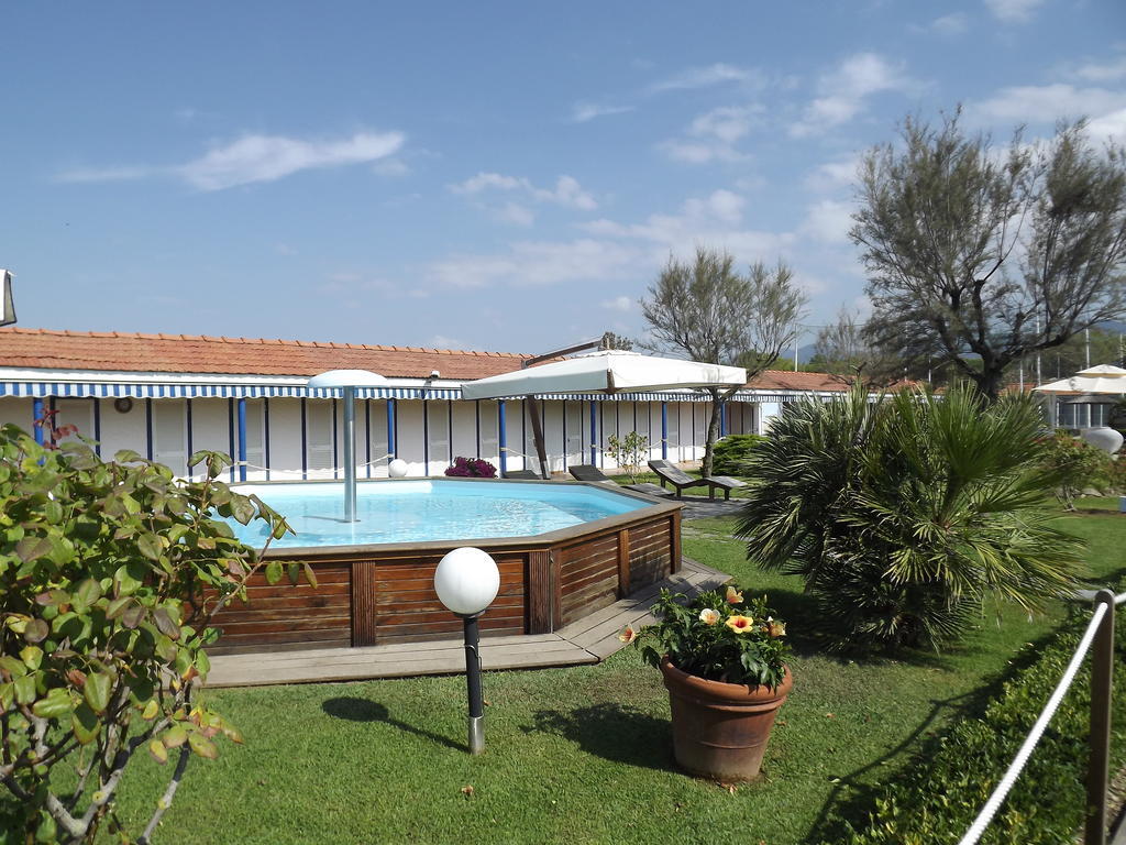 Bed & Breakfast Venezia Марина-ді-Каррара Екстер'єр фото